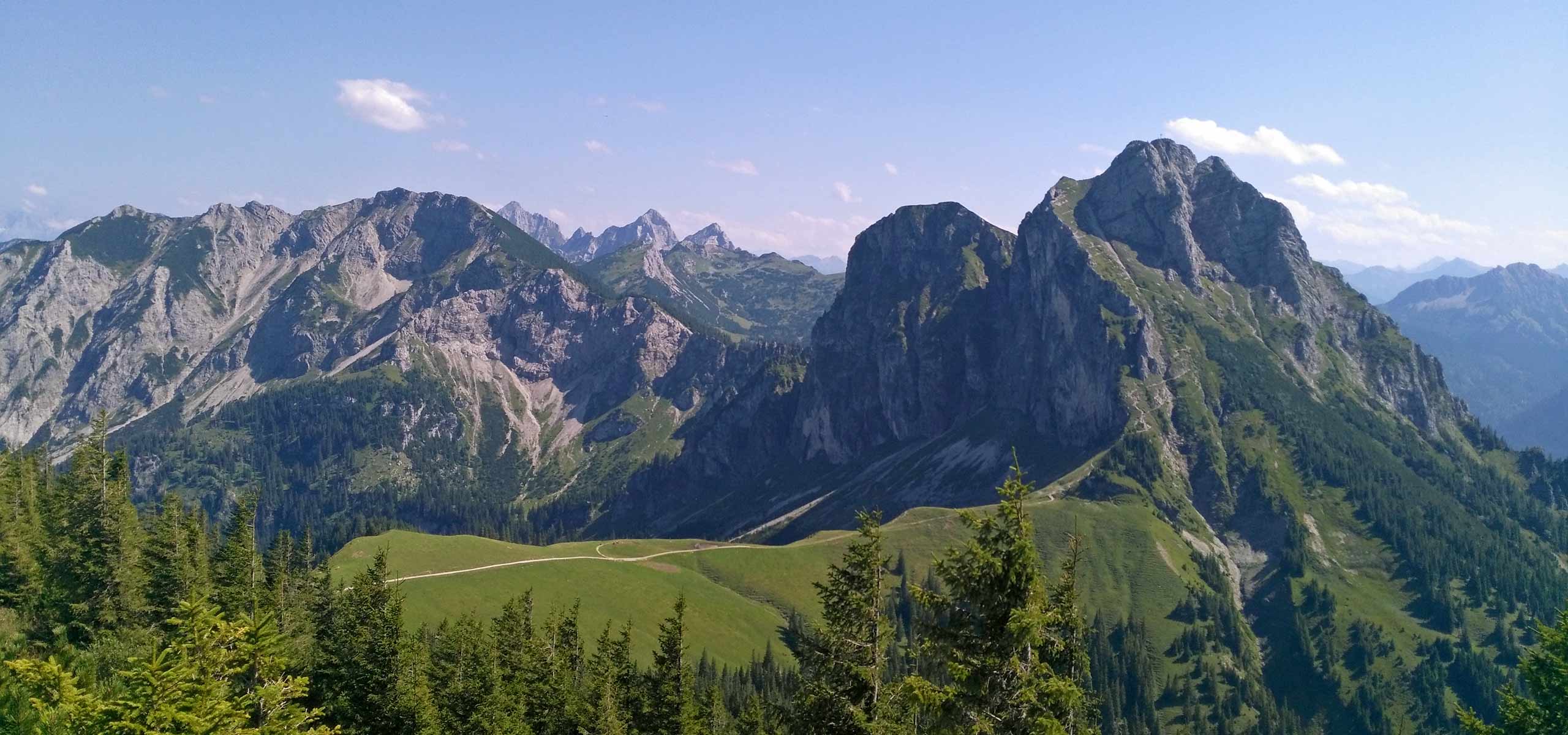 Blick über die Allgäuer Alpen
